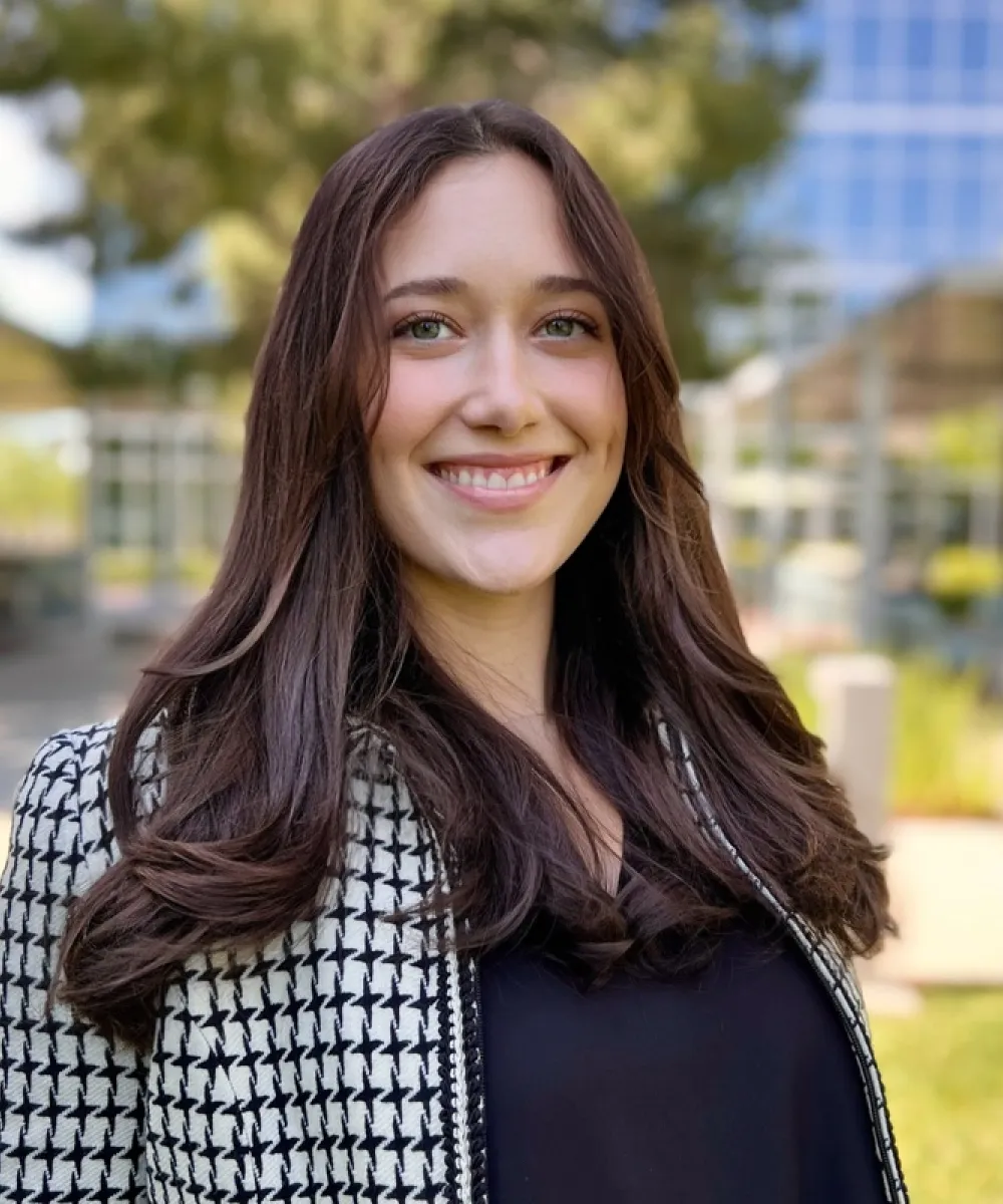 Hannah | Assistant | Maven Group Investment Strategies CA